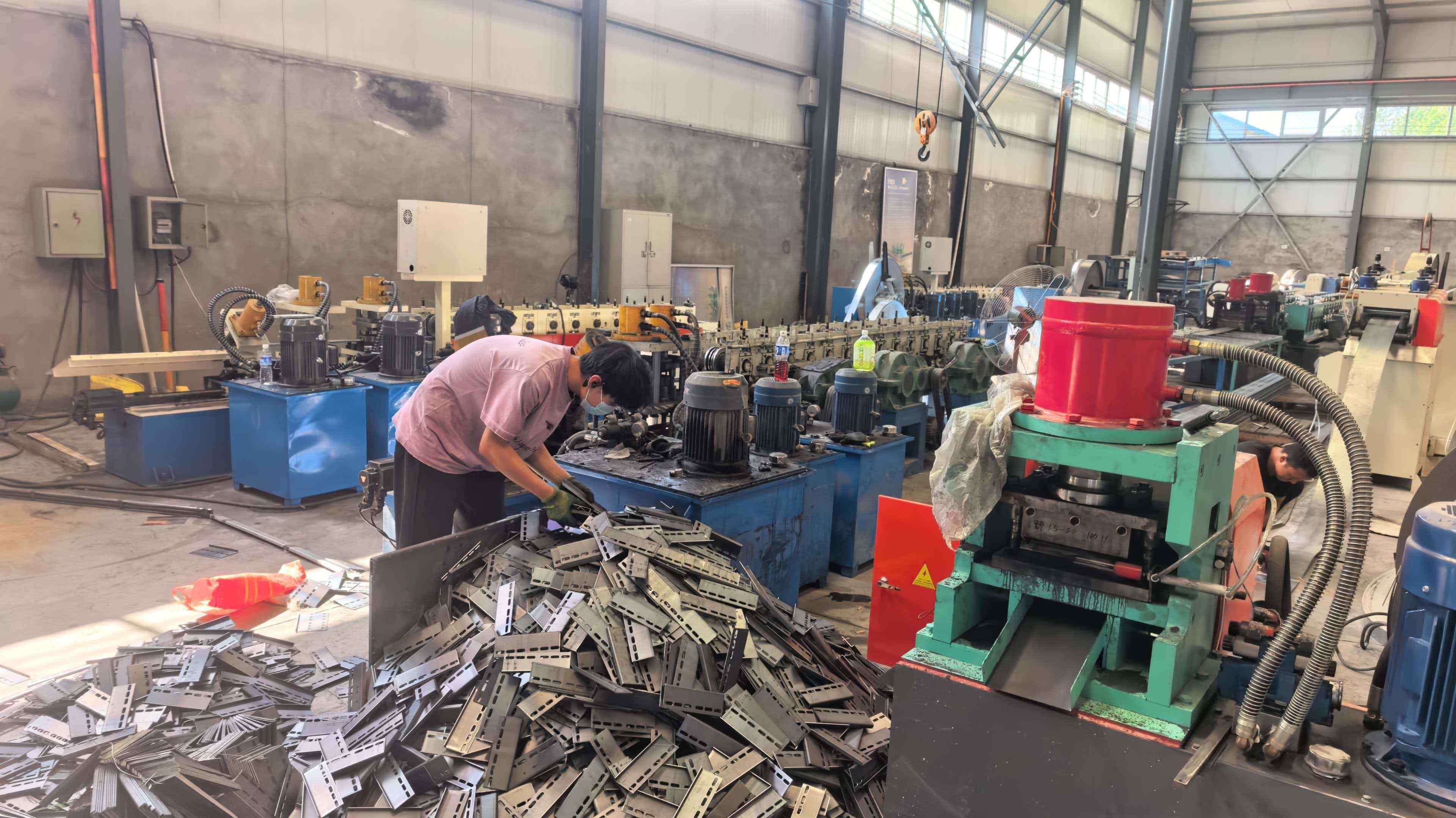 怀化市防火桥架锌铝镁桥架 - 哪里好